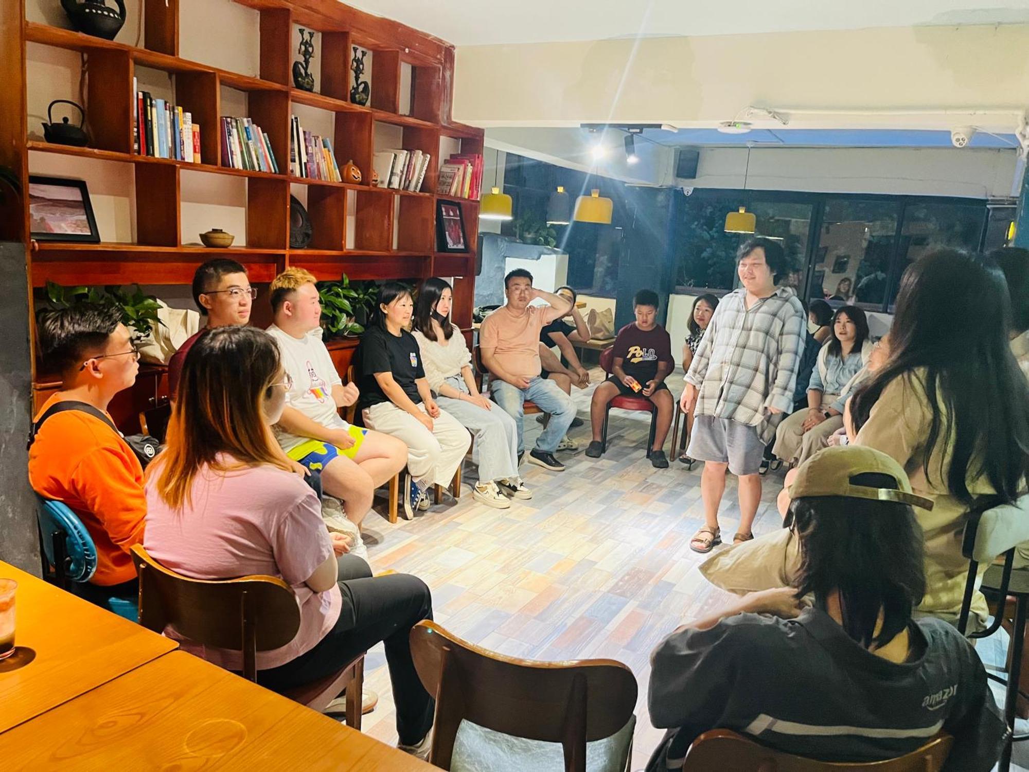 Kunming Upland International Youth Hostel Near The City Center ,2 Mins Walk To The Subway, 2 Mins Walk To The Green Lake, Close To Yuan Tong Temple, Old Street, Yunnan University, Convenient Payment And Visa Cards Are Accepted Kültér fotó