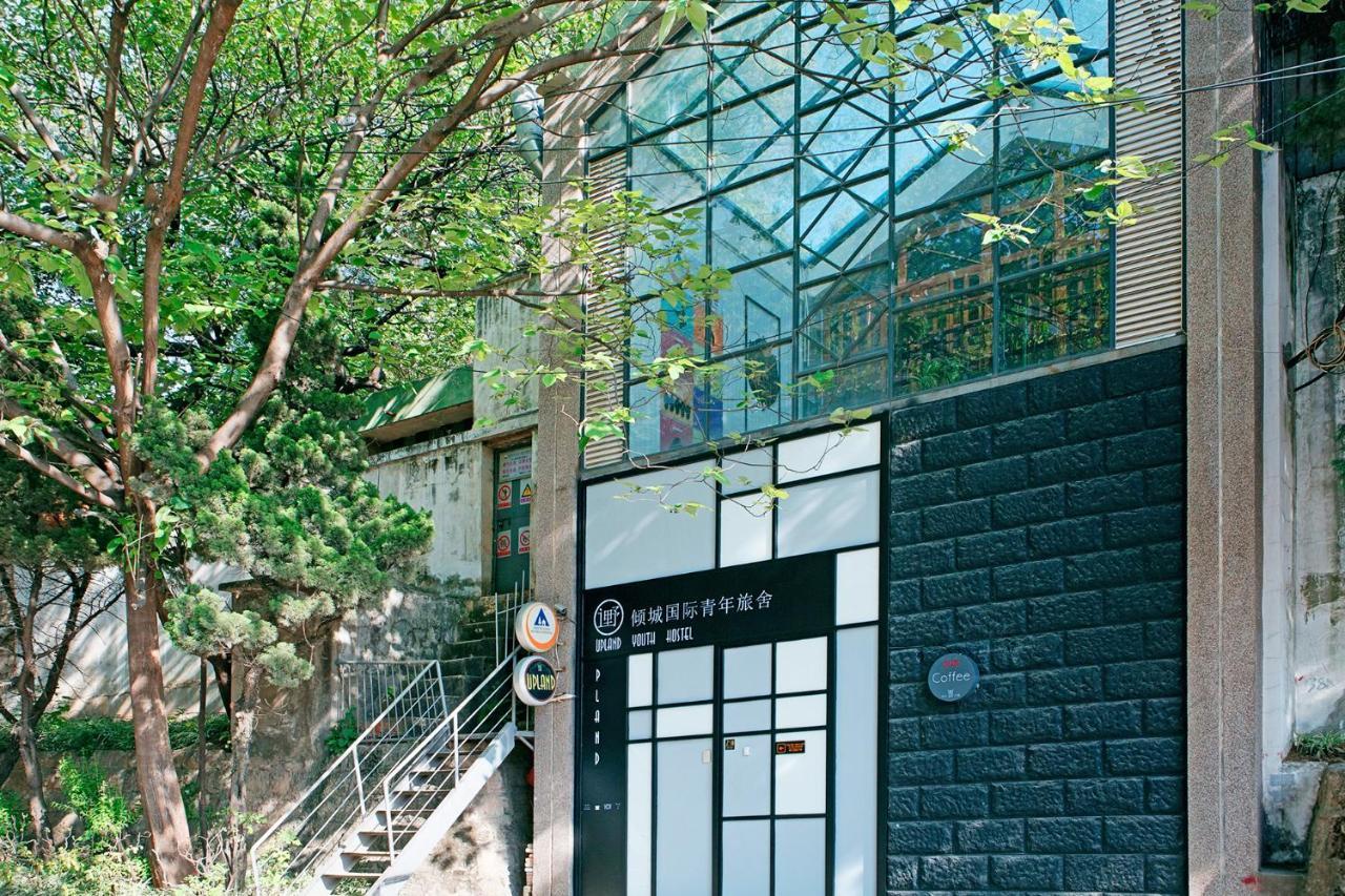 Kunming Upland International Youth Hostel Near The City Center ,2 Mins Walk To The Subway, 2 Mins Walk To The Green Lake, Close To Yuan Tong Temple, Old Street, Yunnan University, Convenient Payment And Visa Cards Are Accepted Kültér fotó